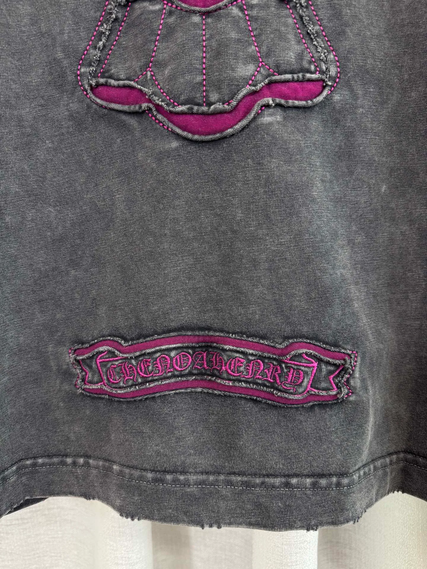 P230 ch high version Chrome Hearts 2025 spring and summer new cross patch washed short-sleeved T-shirt, fabric: 26 double yarns, 320 grams weight, cross patch embroidery, heavy washing Printing process: patch embroidery Color: blue gray Size: S M L XL Style number: 5163